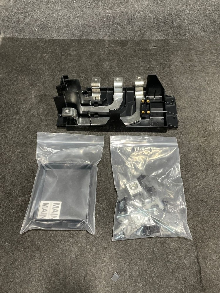 SIEMENS MBKVA5262B Primary Field Installable Strap Kit