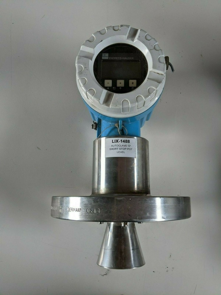 ENDRESS HAUSER E+H MICROPILOT M  FMR230 Radar Level Transmitter