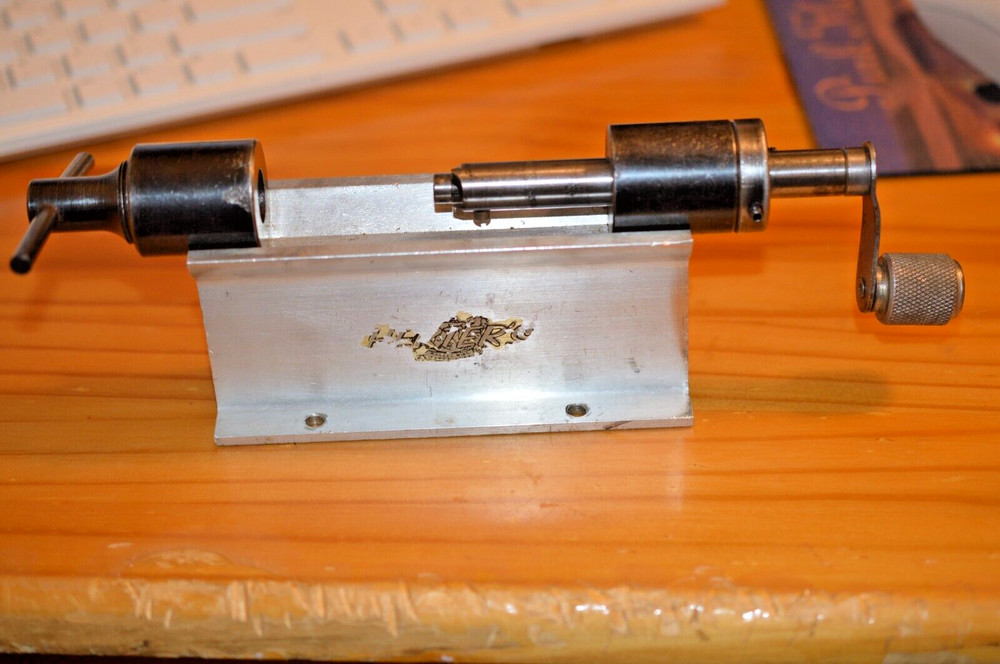 Vintage HERTER'S Case Trimmer