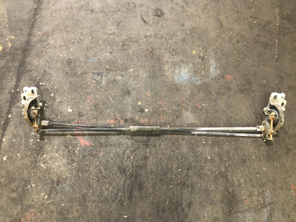 Volvo VNL Hood Hinge - Used