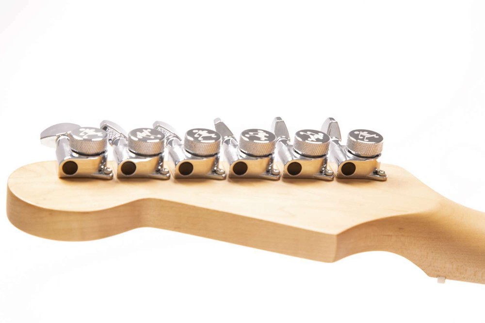 Genuine Tone Ninja 19:1 Locking Tuners, 6 Inline Staggered set, Chrome