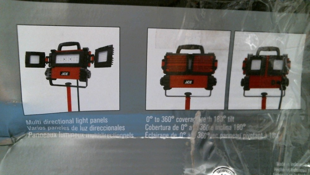 ACE LED Tri-Panel Work Light (3422904) FS