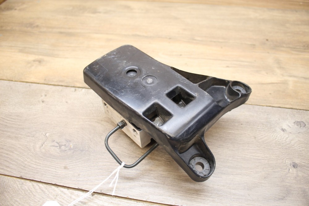 14 15 16 Honda VFR800 ABS CONTROL MODULE