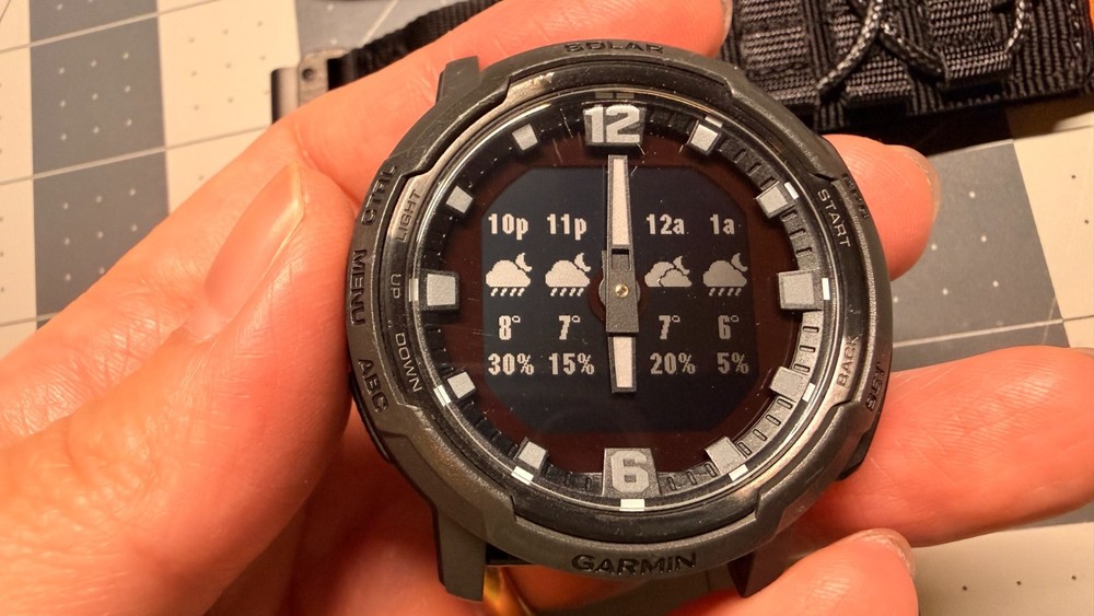 Garmin Instinct Crossover Solar