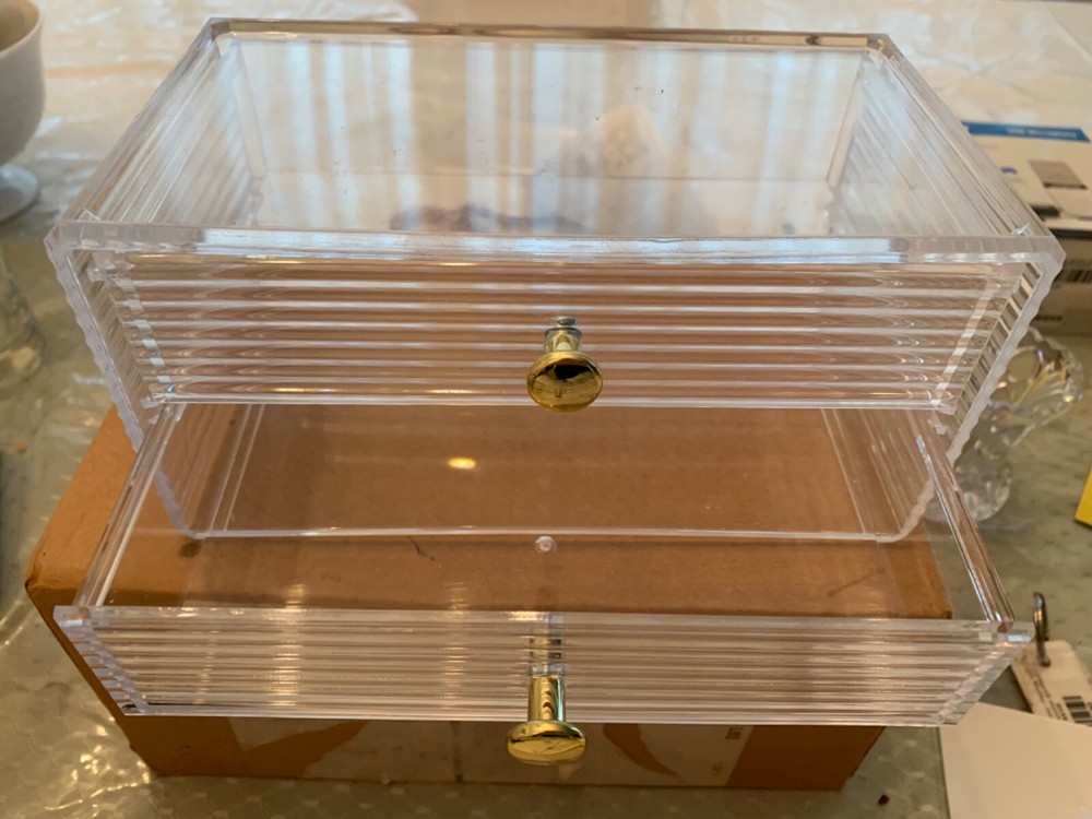 Two drawer organizing box - Hard plastic with knob