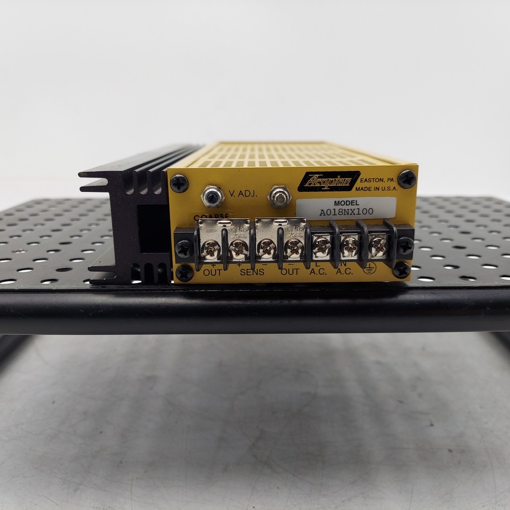 Acopian A018NX100 regulated power supply