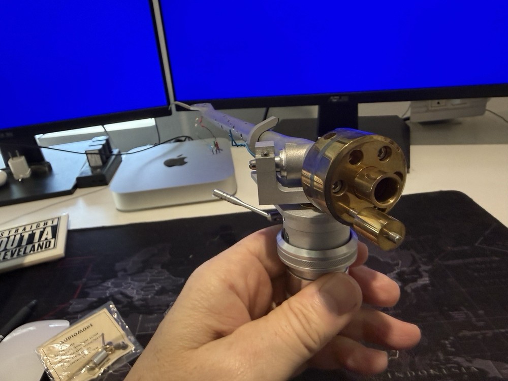 Audiomods Tonearm