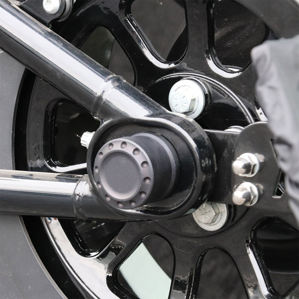 Hoprousa Front Black Axle Nut Cap Covers For Harley Softail 2018+ Breakout