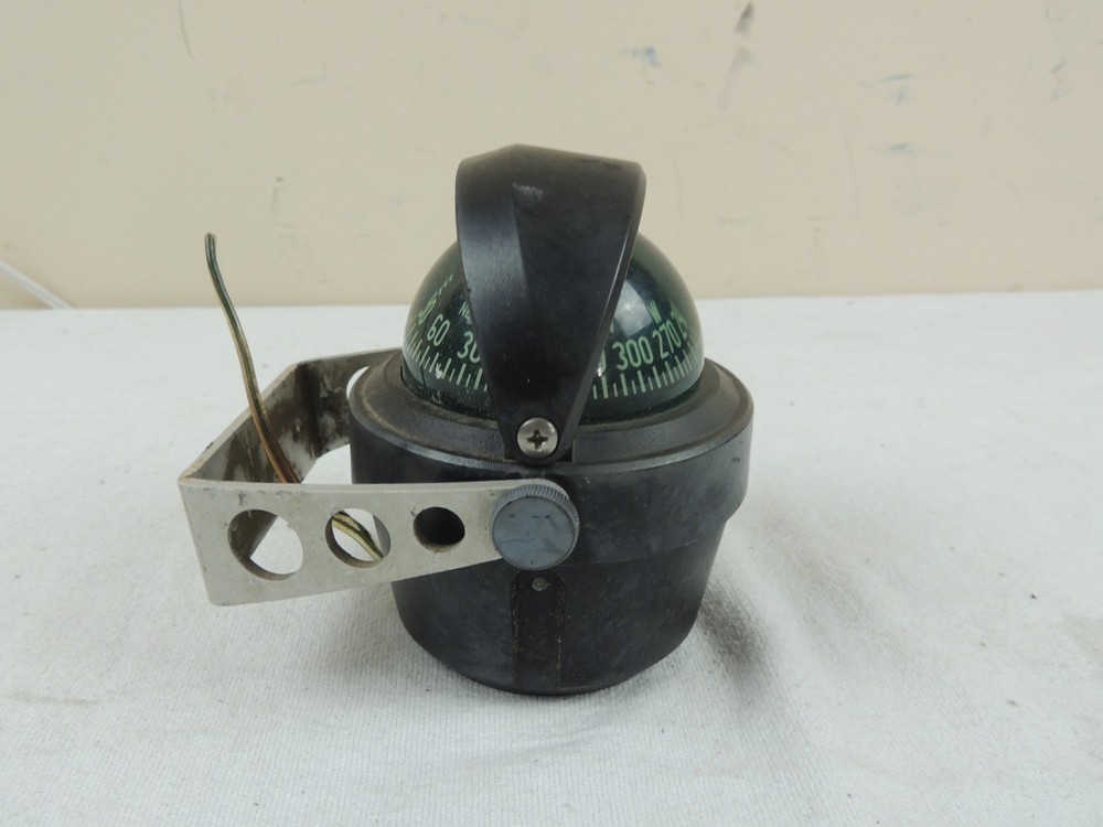 Ritchie Navigation Compass B-51 Bracket Mount Black