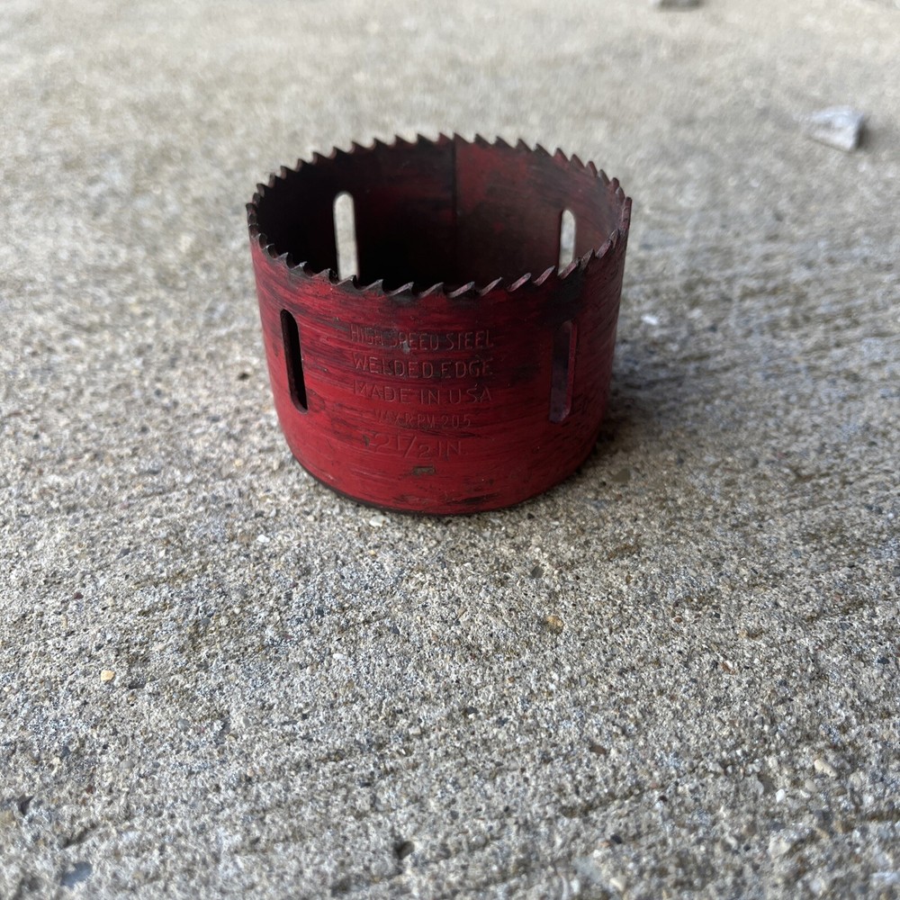 Mac Tools Bi-Metal Cutting Hole Saw 2 1/2”