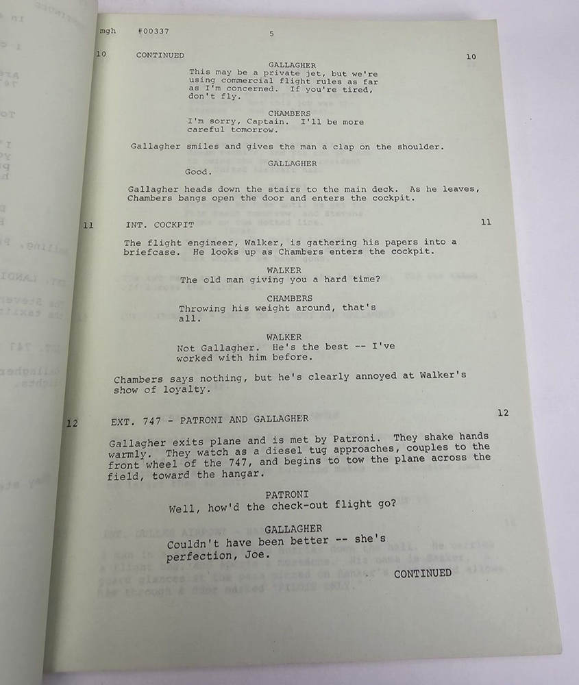 AIRPORT '77 / Michael Scheff 1976 Screenplay, Bermuda Triangle film sequel