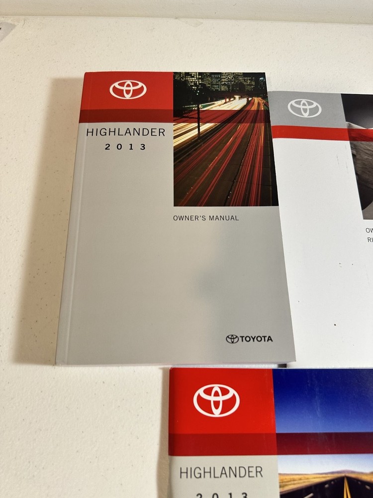 2013 Toyota Highlander Owner's Manual Set