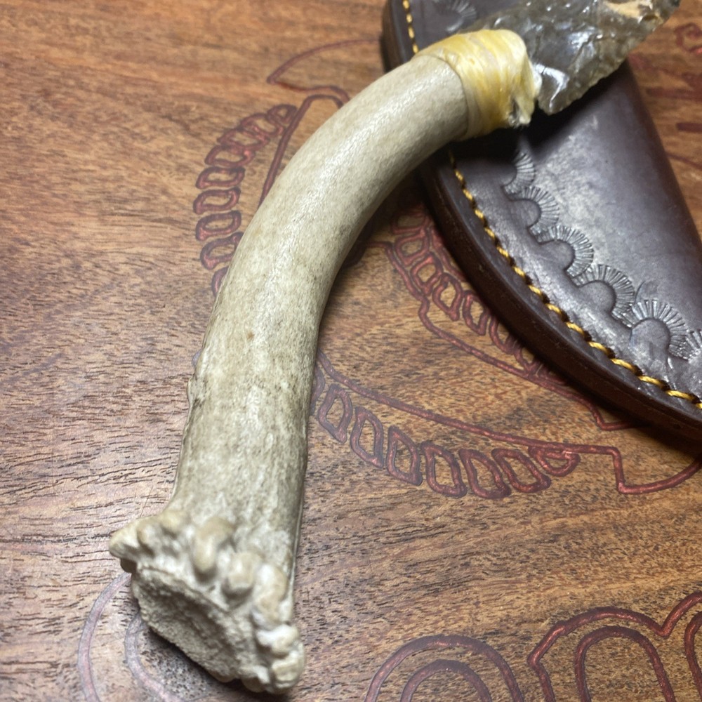 Bushcraft Stone/Flint Fixed Blade knapping Arrowhead Knife