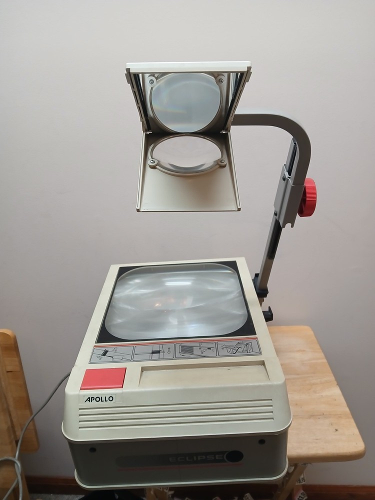 Vintage Apollo Eclipse AI 2000 Overhead Projector W/ Manual - Tested & Works
