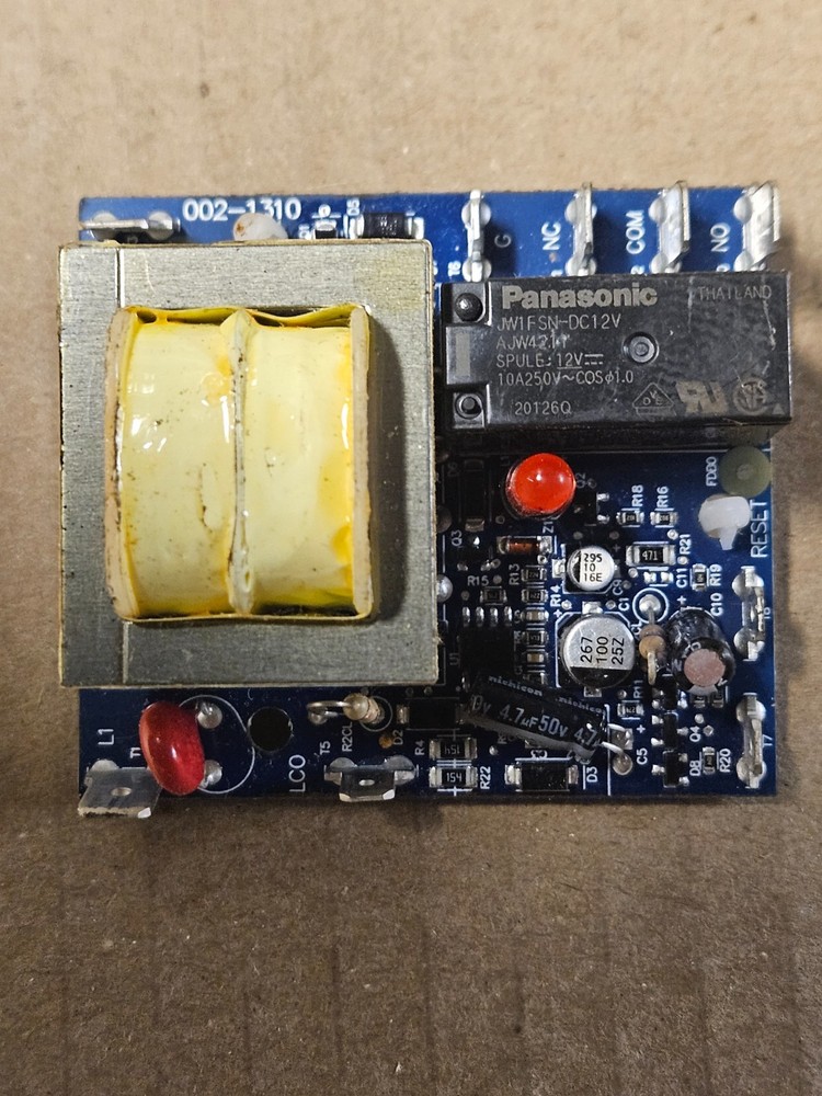 Raypak 002-1310 LLC823F10PPC679 Liquid Level Control Board 24VAC 10A