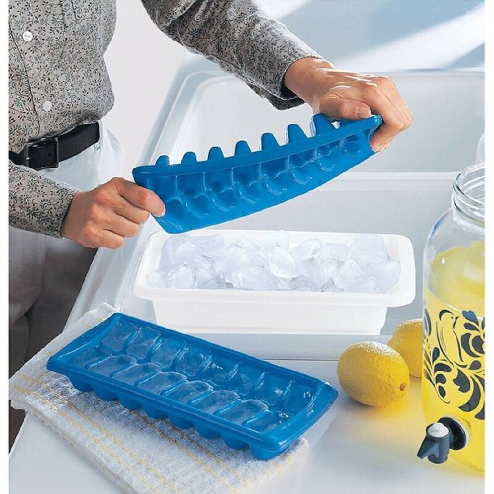 Stackable Ice Cube Trays 4-Pack - BPA Free, 12 Medium Cubes Each, White & Blue