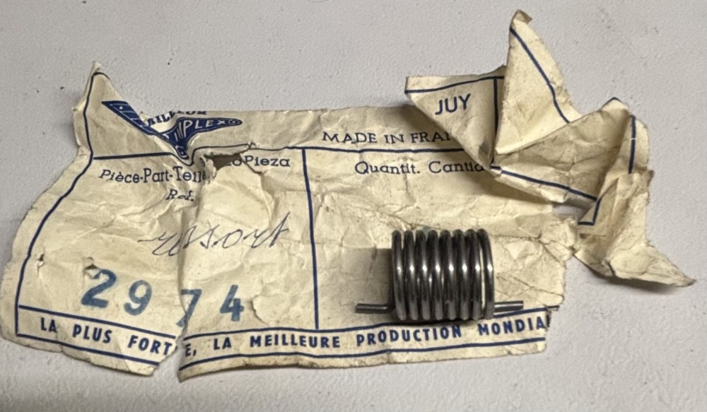 1 Vintage Simplex Spring 2974 NOS