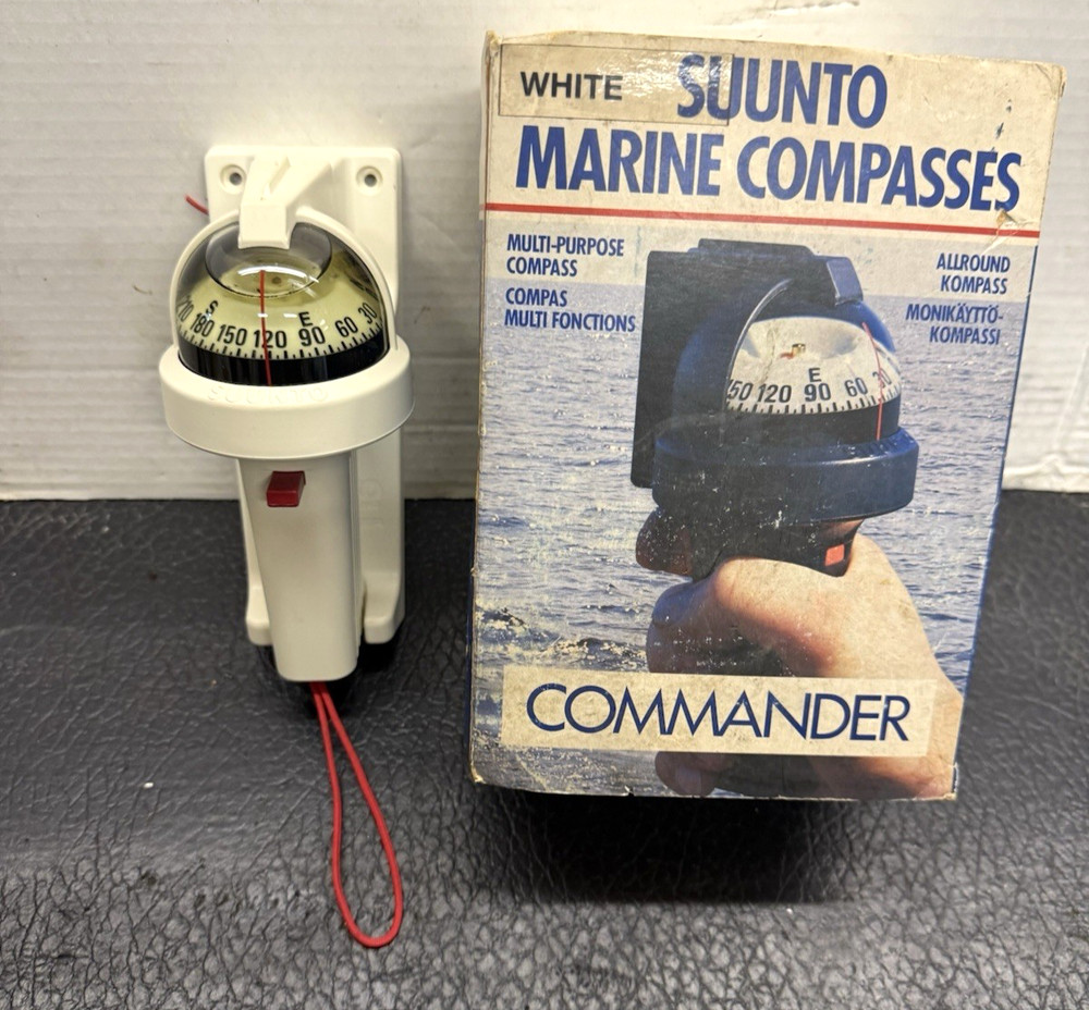 Suunto Commander Marine Handheld & Wall Mount Compass w/ Light F30