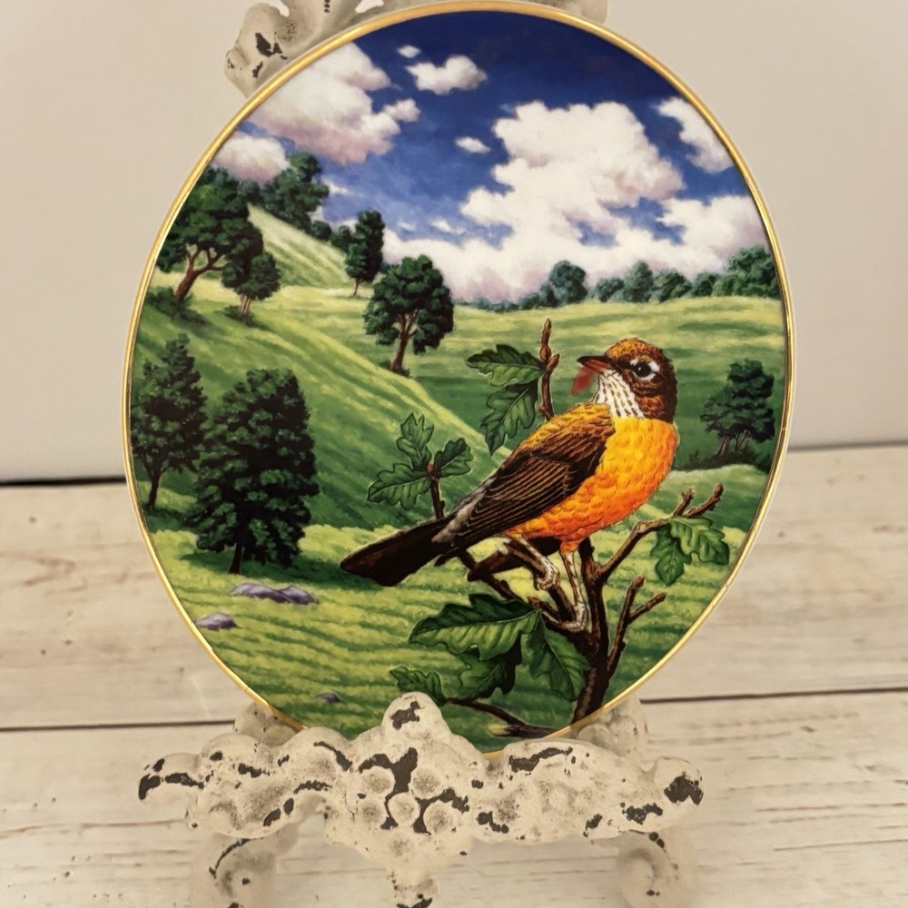 5.5” Oval Ceramic Bird Plaque