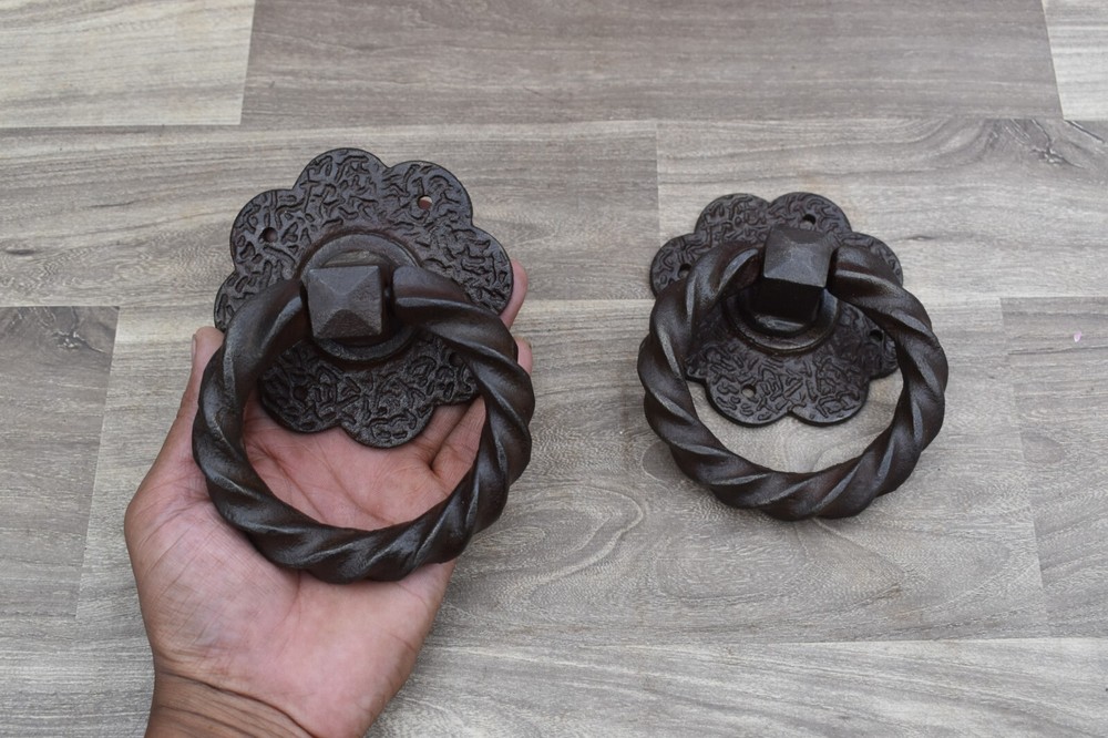 Vintage Cast Iron knocker chest door ring Pull drop handle knobs 2 pic
