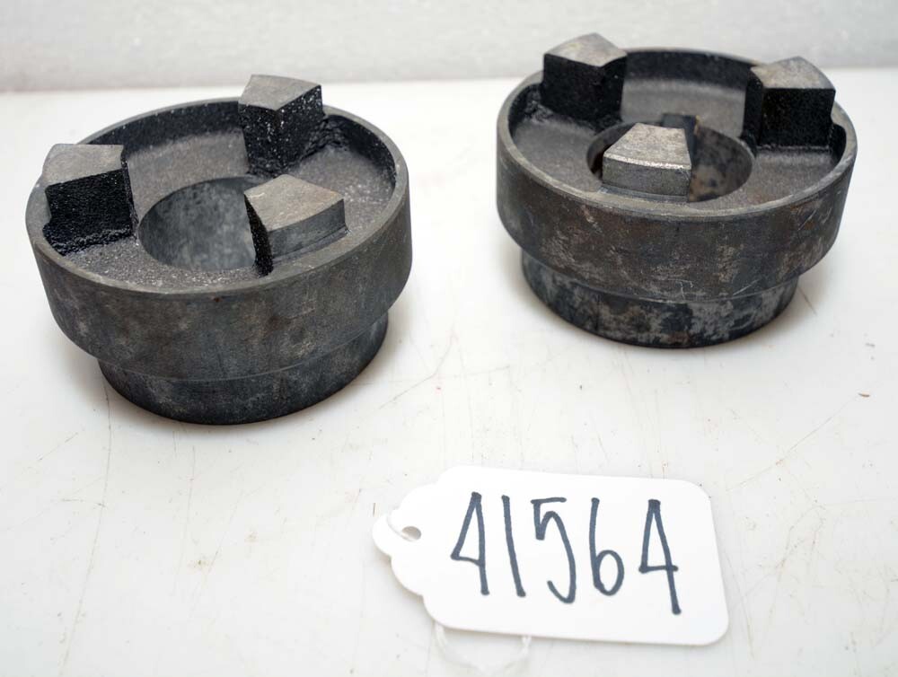 2 Magnaloy Couplings Model 300 (Inv. 41564)
