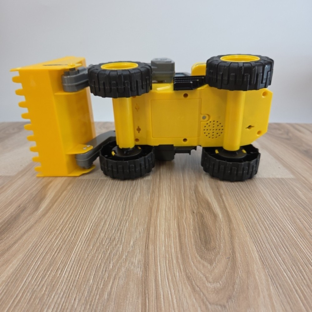 Tonka T04 Construction Front End Loader Excavator 2018 Hasbro Engine Start Sound