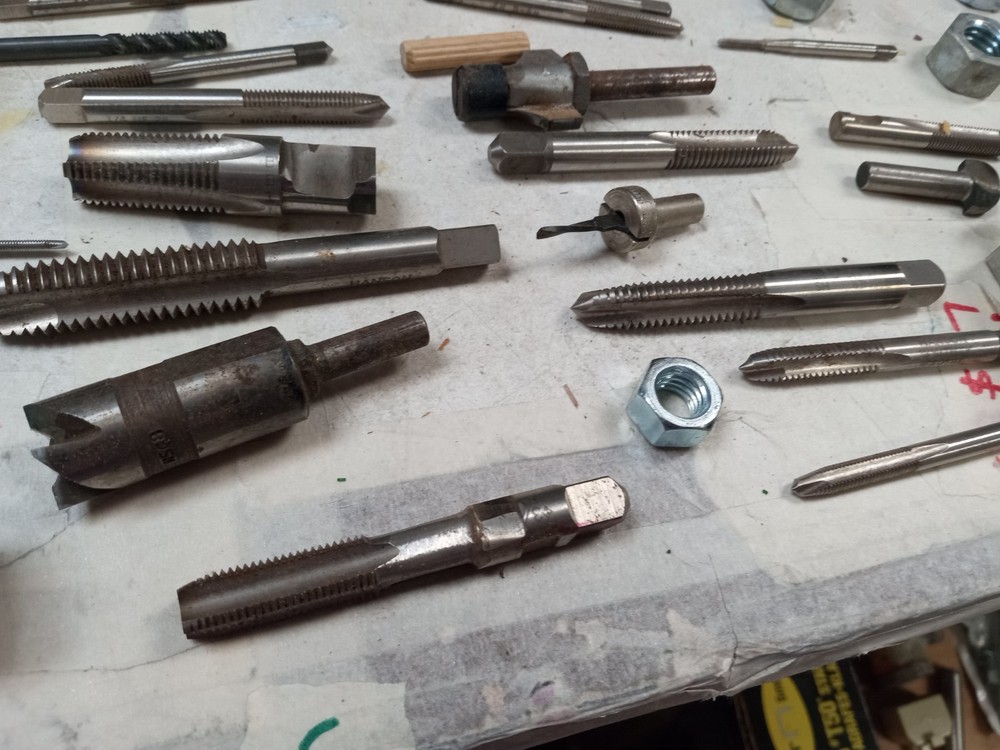 HUGE LOT MISCELLANEOS HARDWARE,ROUTER BITS,TAPPING BITS,NUTS, BOLTS,WASHERS ++++