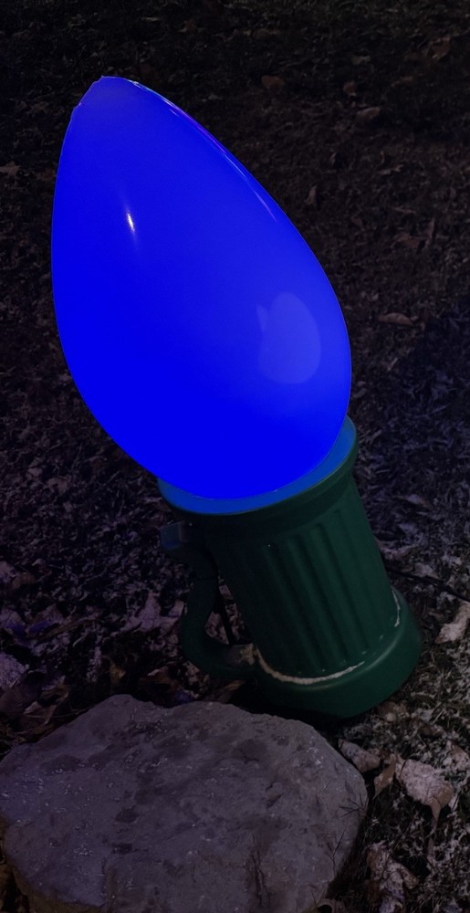 Jumbo Bulb Pixel Mount for WS2811 12mm LEDs – 3D File or Pre-Printed