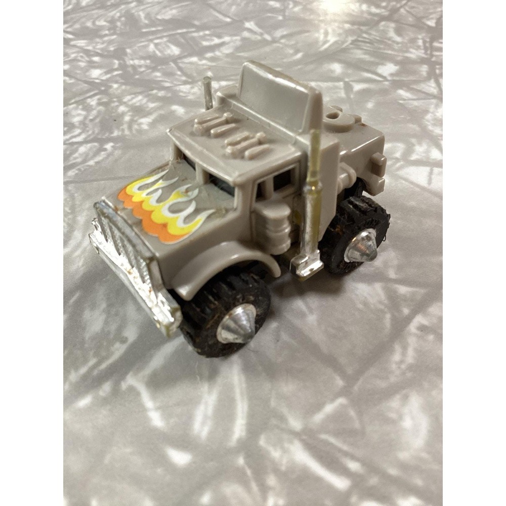 1982 Stunt Riders Grey Semi Pull Back Friction Racer 2"