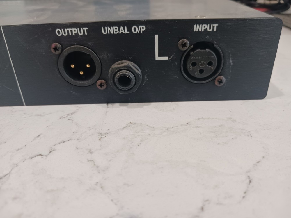 dav bg1u microphone preamp