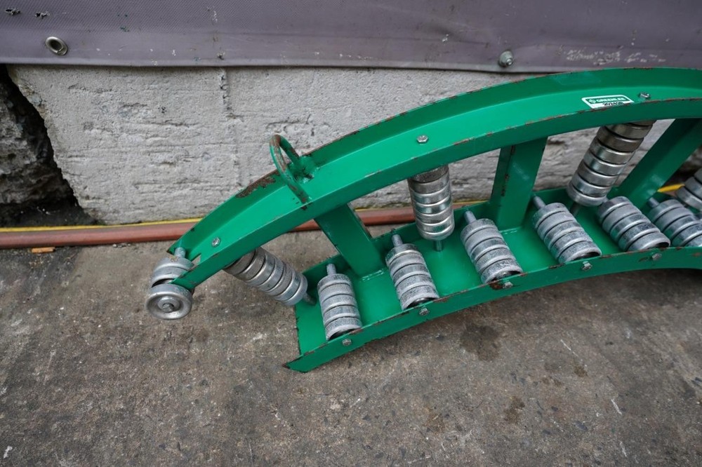 Greenlee 20249R Right Angle Rollers, 24-Inch, Radius 90-Degree