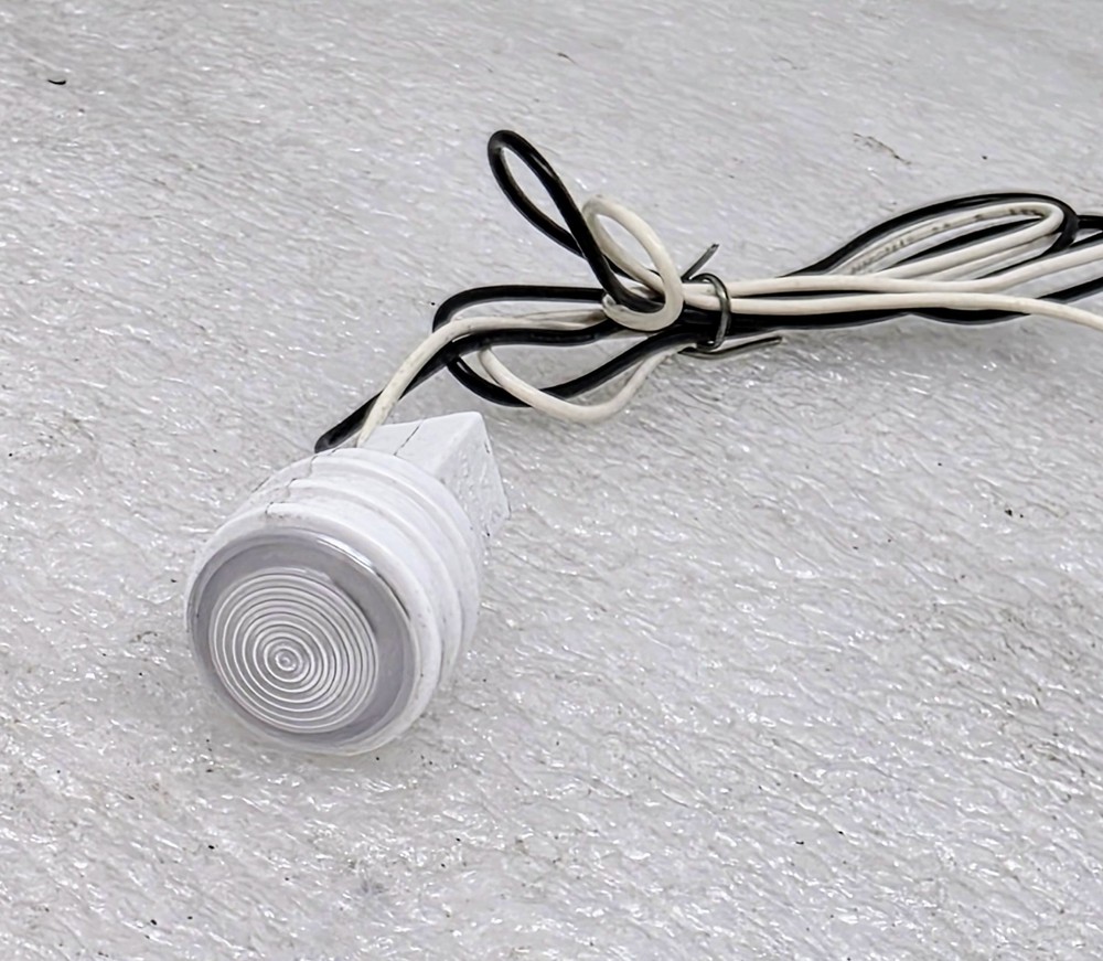 VCC - Visual Communications Company VCC Pat Pend 2A1 LED Panel Mount Indicators