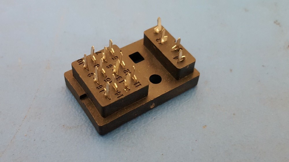 Relay Socket, 16 Position, Through Hole, TYCO, 27E213, 2 Pcs