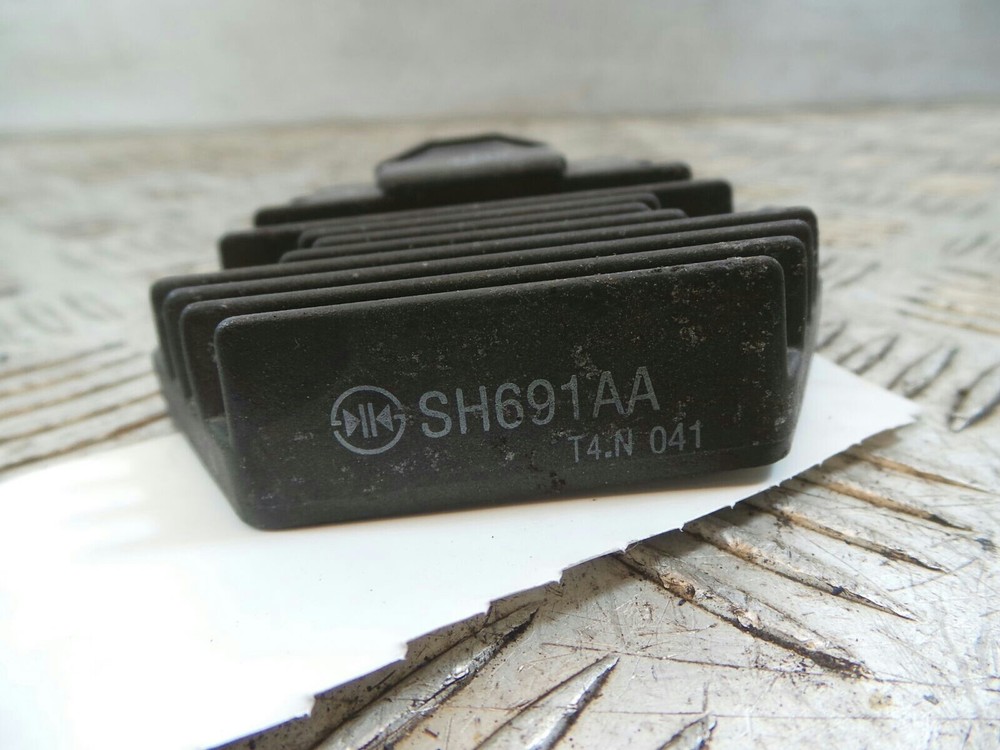 2005 HONDA CBR125R RECTIFIER REGULATOR