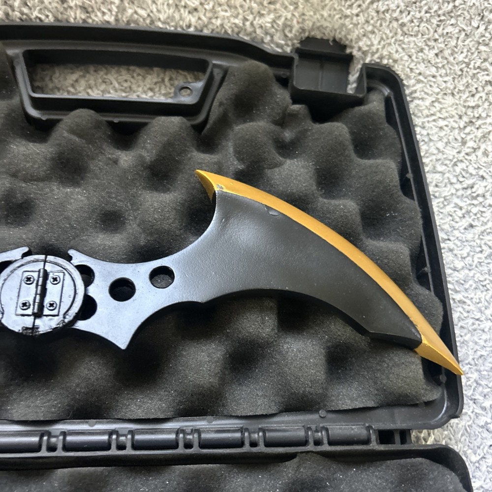 Batman Batarang Cos Play Custom made! Really well made Amazing WOW