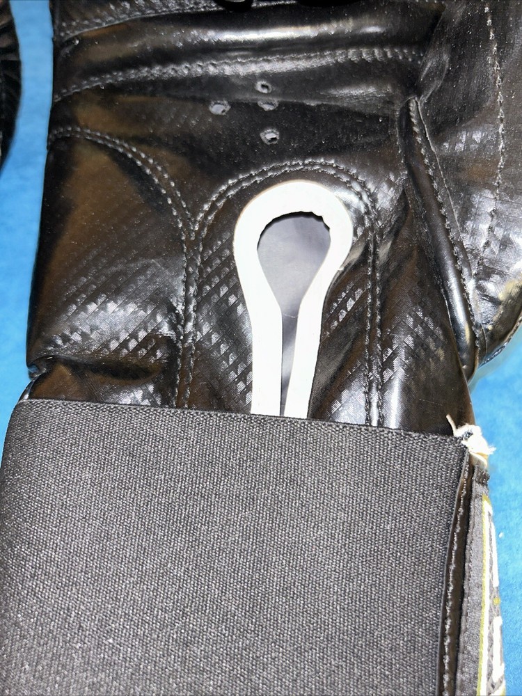 Ring To Cage Gloves 16oz