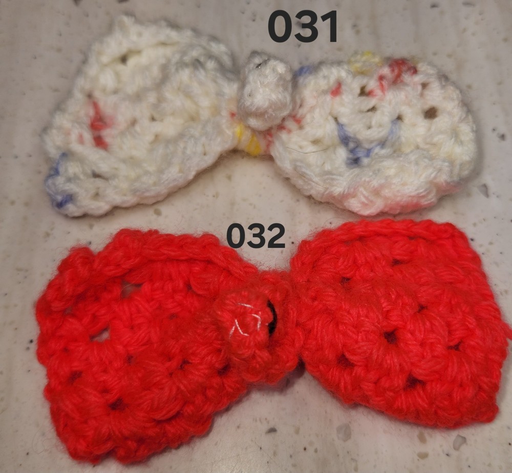 Crochet Medium Pet Bow with Snaps