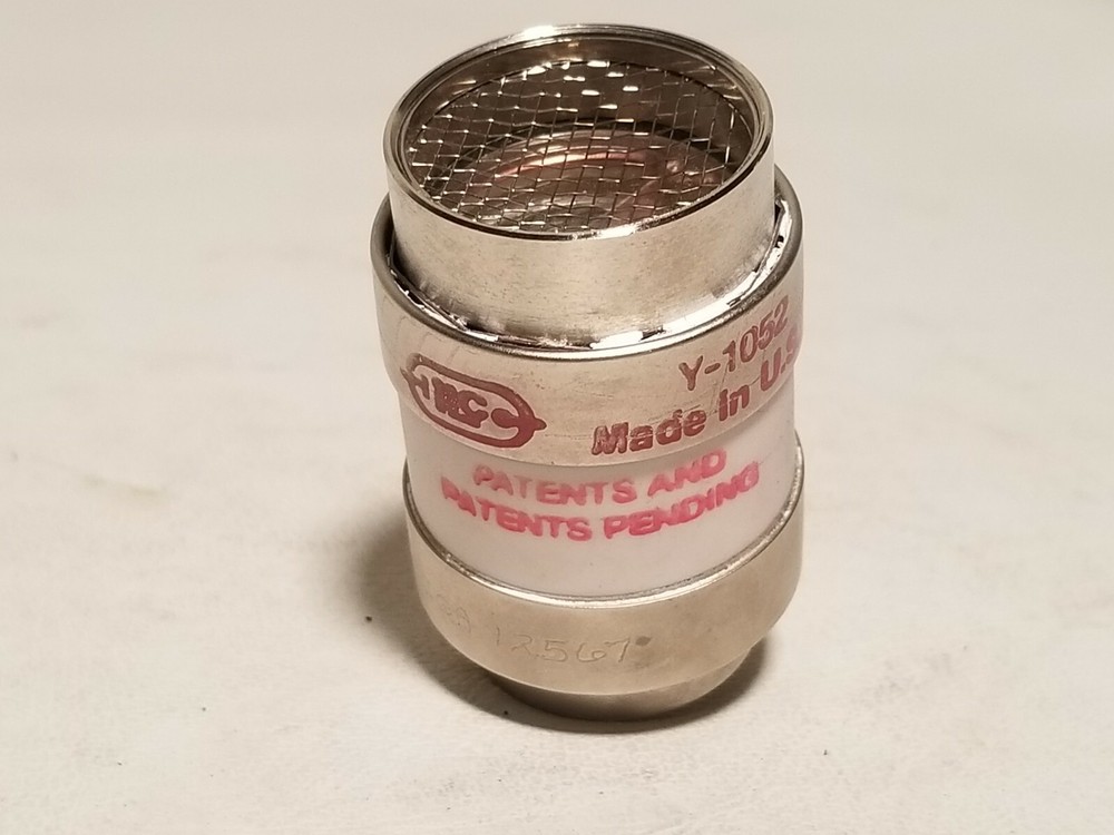 ILC Y-1052 light bulb