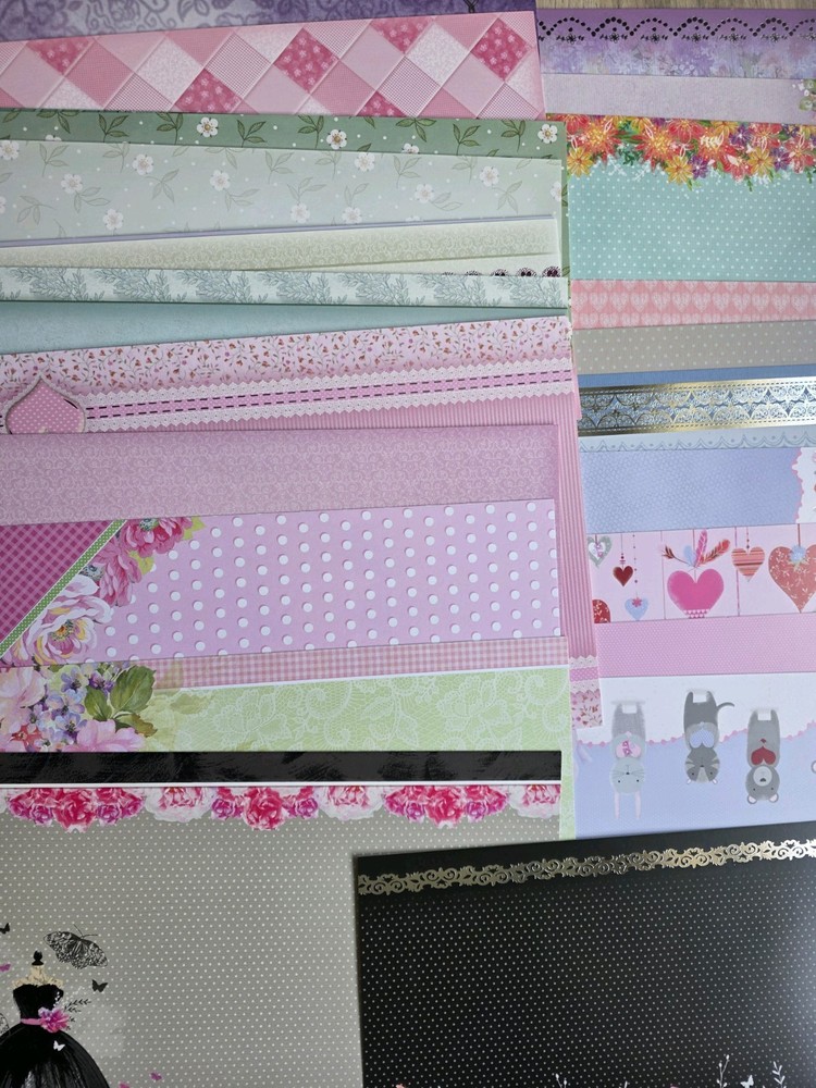 HUNKYDORY CARDMAKING KITS (40 A4 SHEETS) MIXED DESIGNS