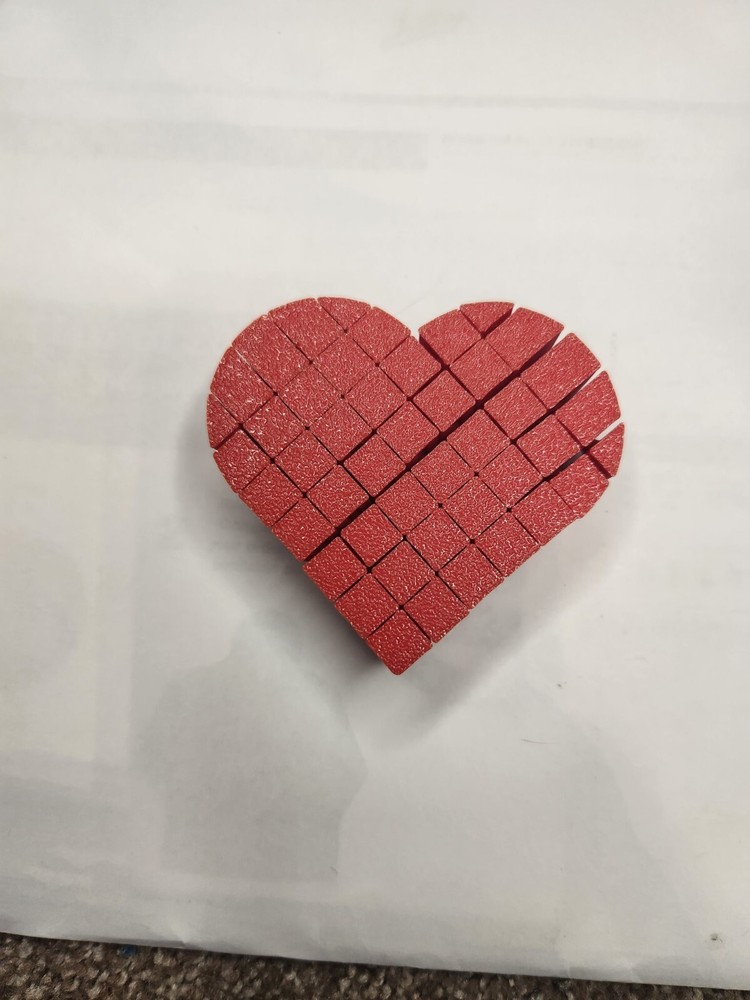 3d printed fidget pixel heart