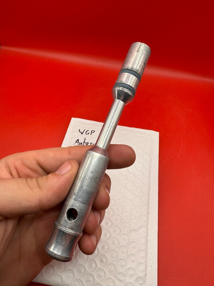 WGP Autococker Bolt
