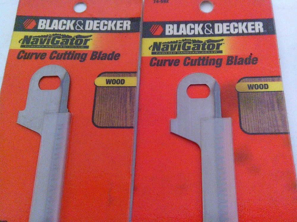 TWO !! Black & Decker Curve Cutting Navigator Blades 74-592
