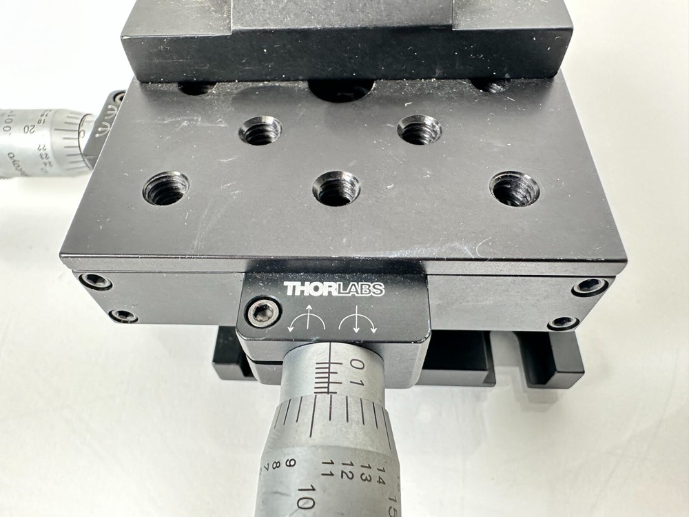 Thorlabs Linear Positioning Stage w/ Mitutoyo Micrometers
