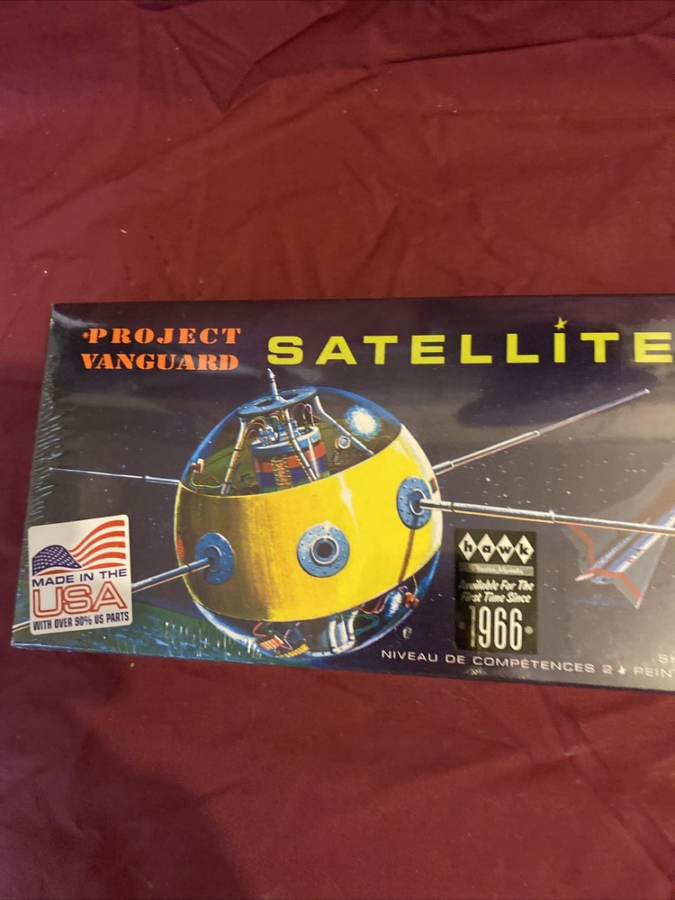 Hawk Project Vanguard Satellite Model Kit Space Vintage