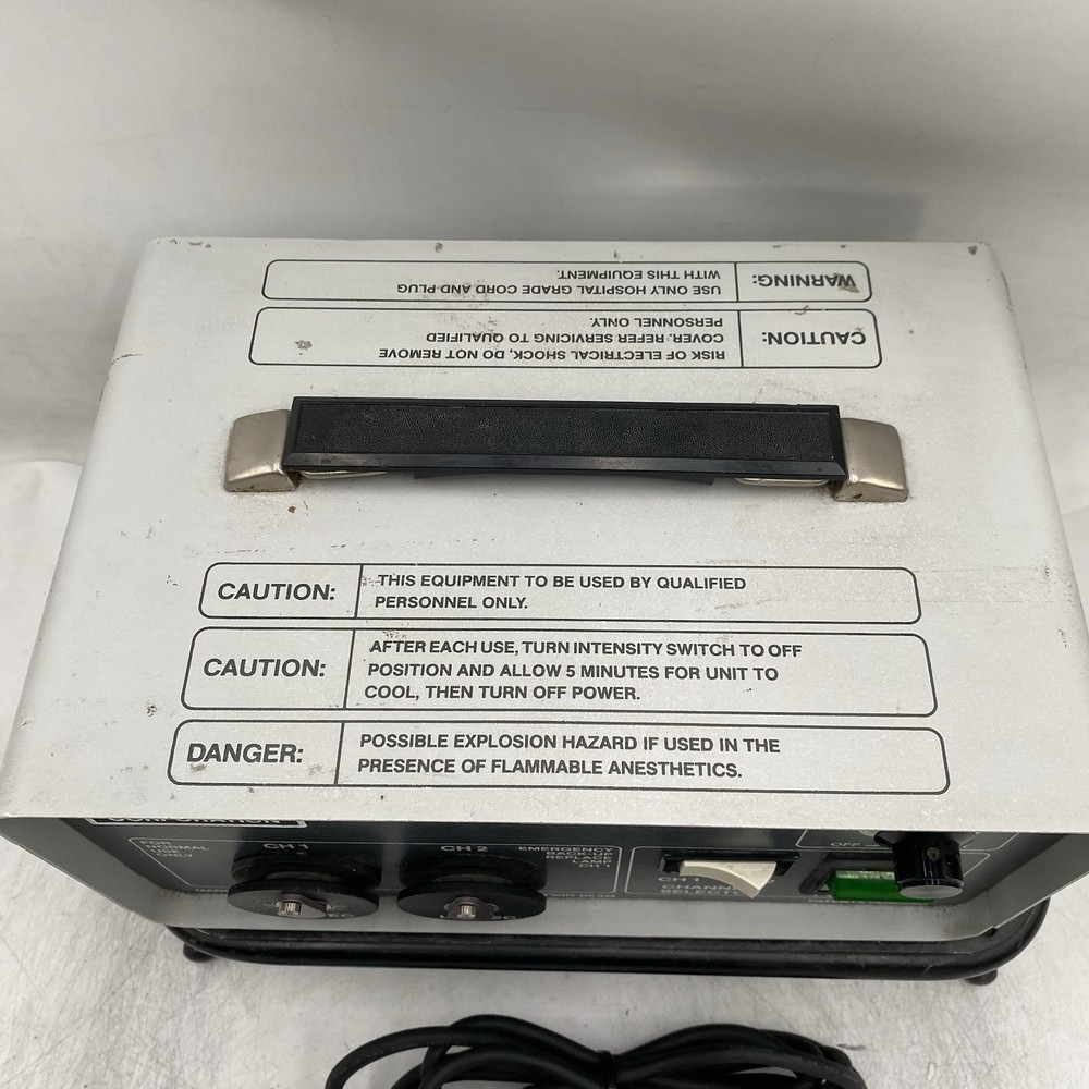 LUXTEC HIGH TECH SOLID STATE 150 WATT QUARTZ HALOGEN FIBER OPTIC LIGHT SOURCE