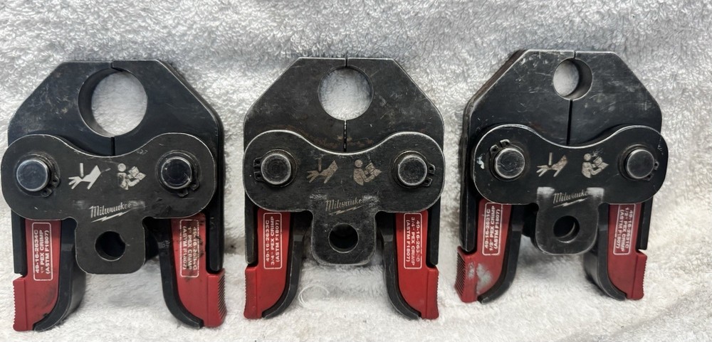 Milwaukee Short Throw Press Tool (2674-20)