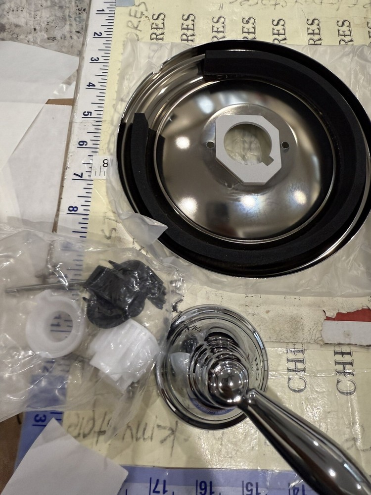 Moen Brantford Chrome, Escutcheon +handle+handle Adapter+hardware Kit+ Screws