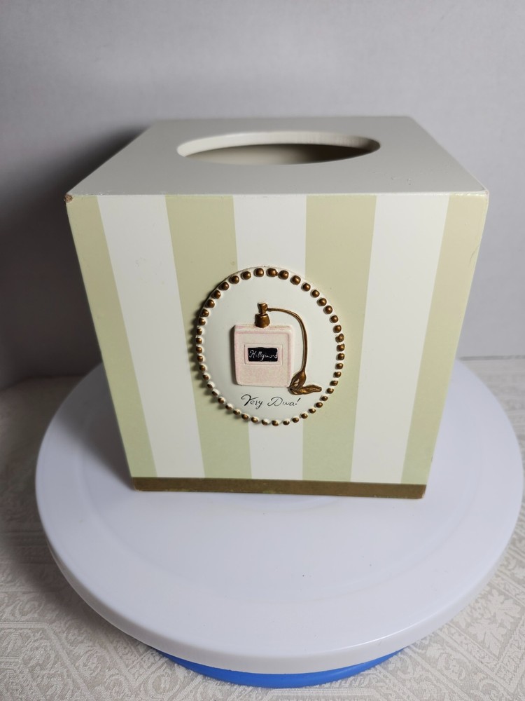 SQUARE TISSUE BOX HOLDER
