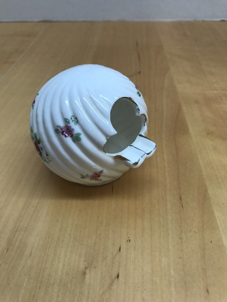 Vintage, Moss Rose Covered Ashtray