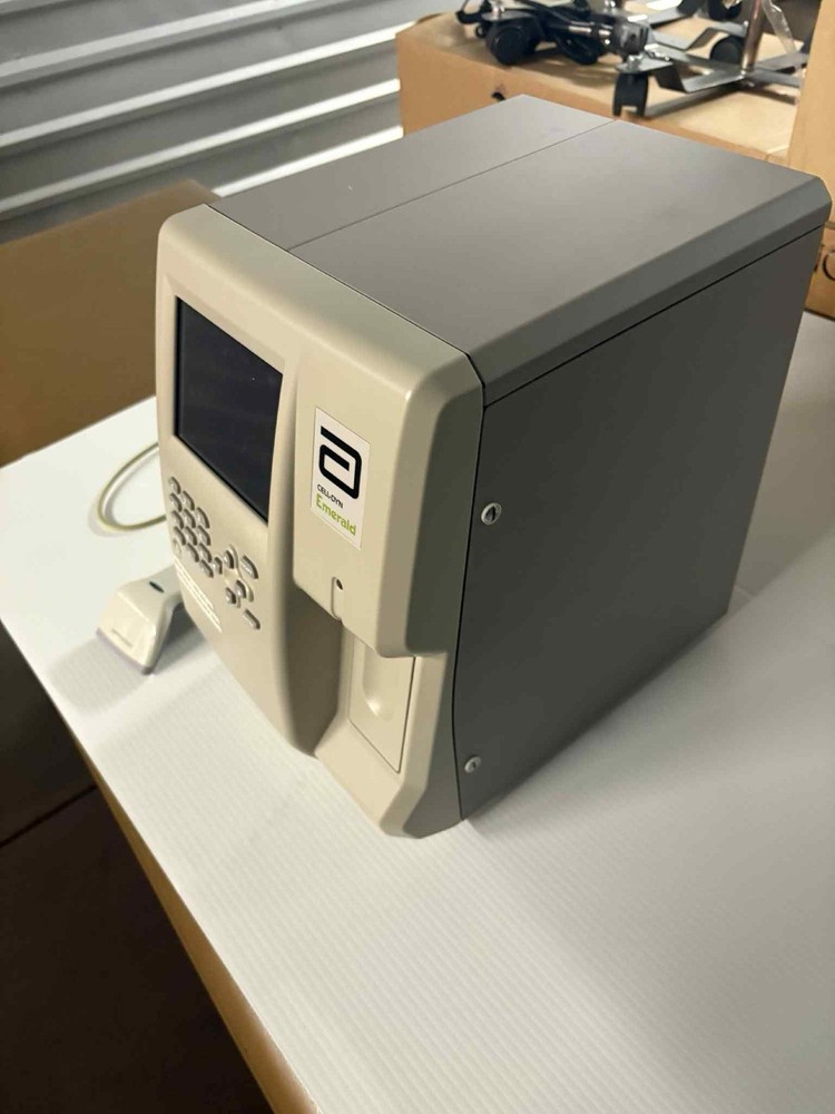 Abbott Cell-Dyn Emerald Hematology Analyzer Lab Equipment
